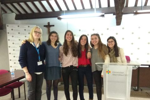 Escola Abat Oliba Loreto. Fase local UAO