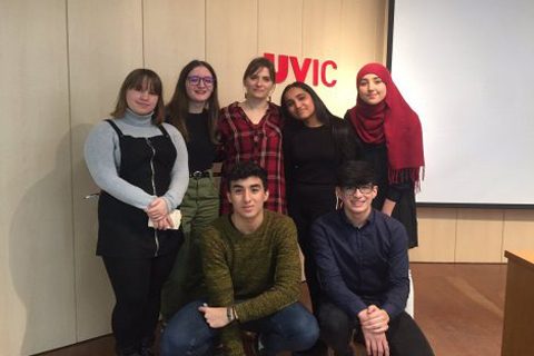 Inst La Plana. Fase local UVic-UCC